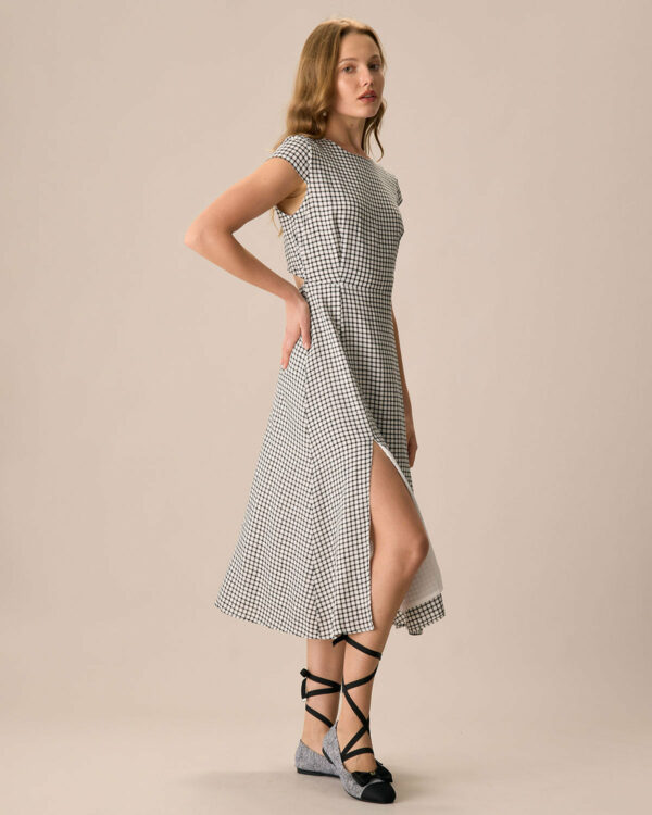 The Black Round Neck Cap Sleeve Plaid Midi Dress - Image 2