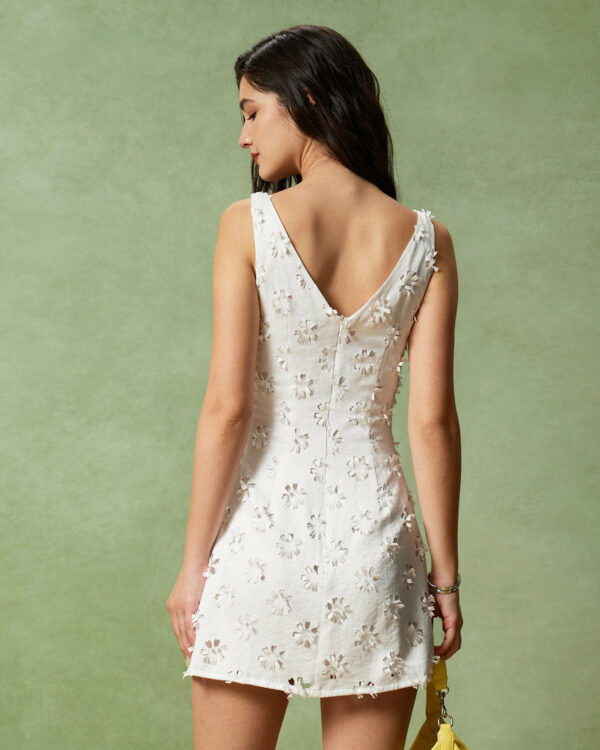 White Textured Boat Neck Sleeveless Mini Dress - Image 4