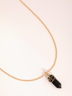 Curled Wrap Shard Necklace